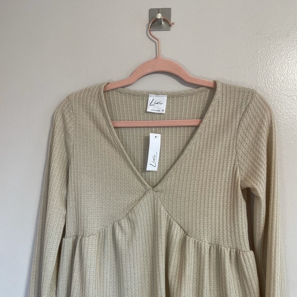 Livi By Olivia Rae Long Sleeve Top - Picture 3 of 11